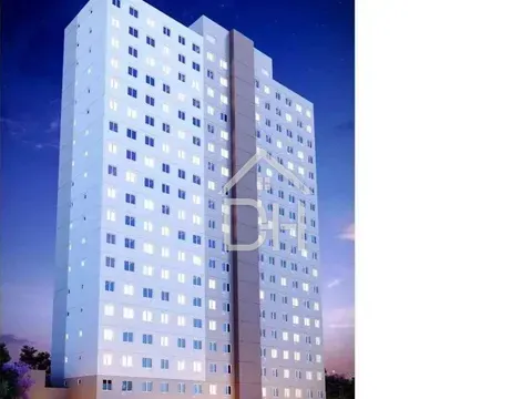 Apartamento em Jardim Adutora
