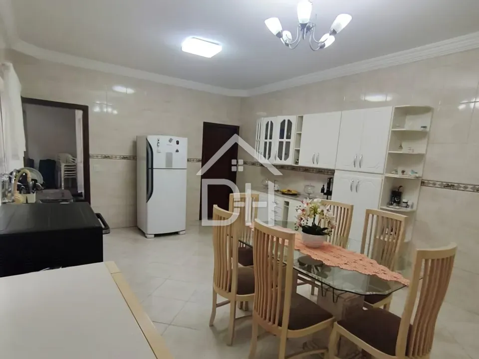 Casa na Vila Lúcia — foto 17