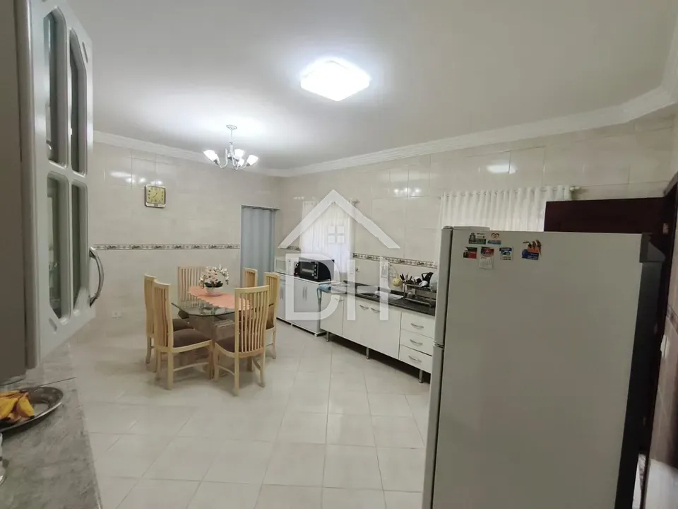 Casa na Vila Lúcia — foto 21