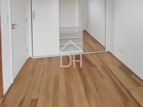 Apartamento em Cambuci